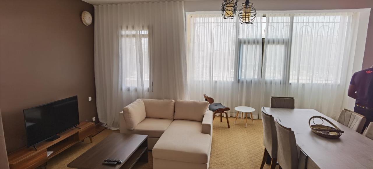Appartement Centre Ville ダカール エクステリア 写真